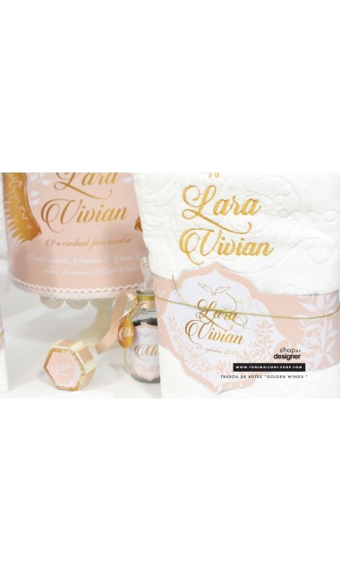 Trusou de botez gold cu ingeras pentru fetite cu broderie personalizata, Gold Wings 14